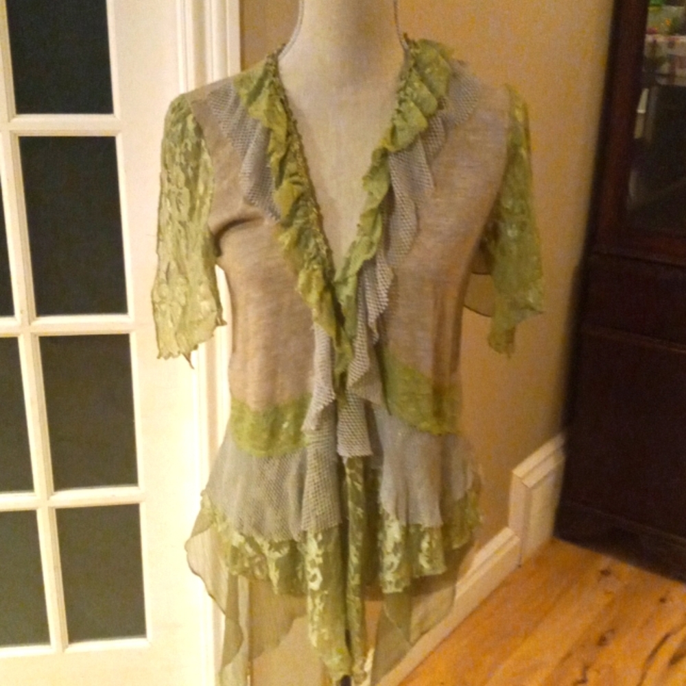 Lacey, flowy, green overlay